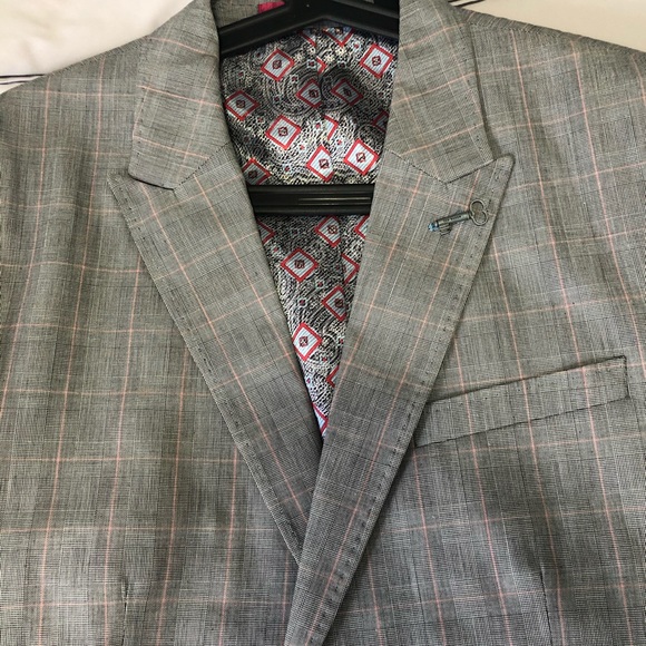 Ted Baker suit - Picture 6 of 9